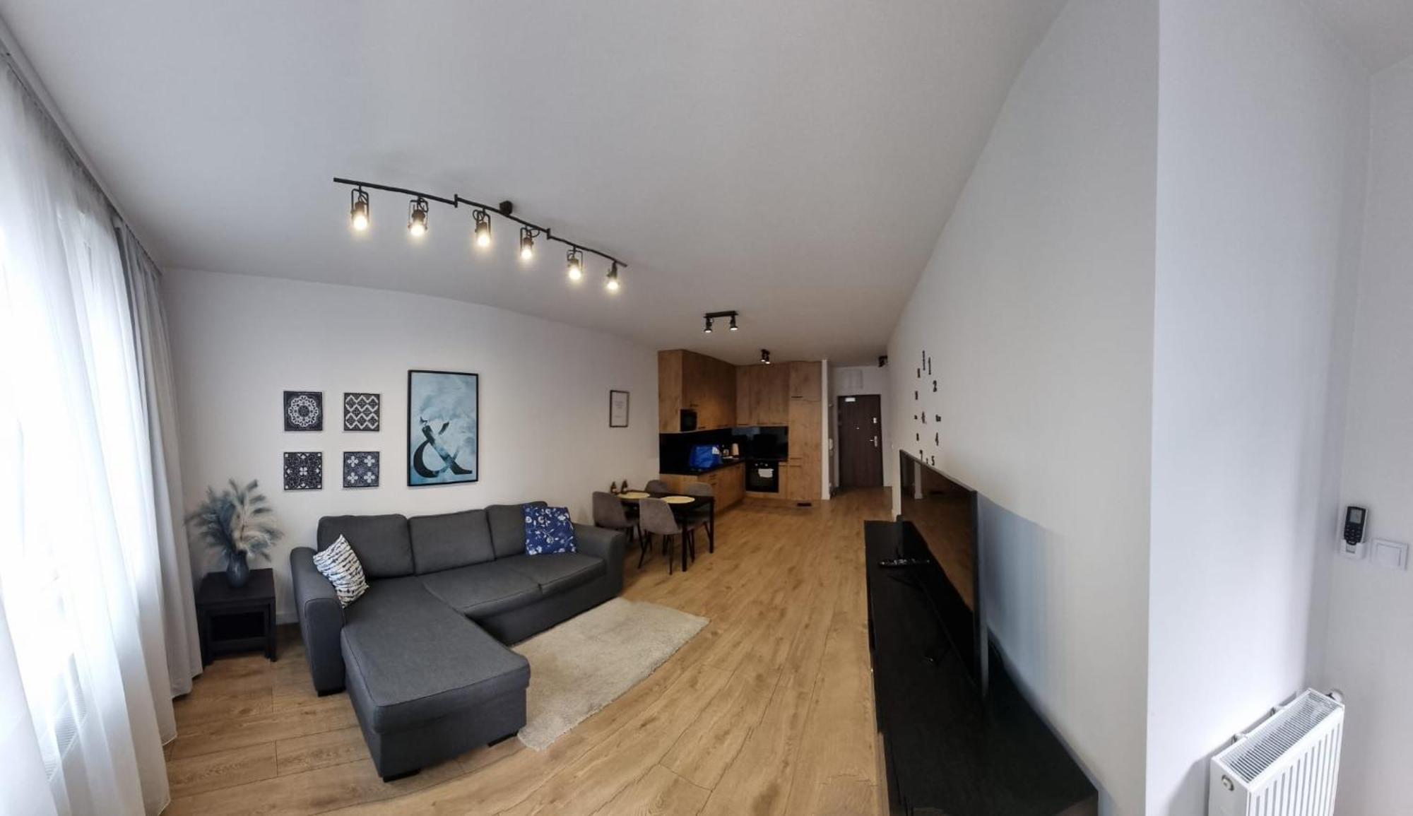 Apartament Near Sky Tower วรอตซวาฟ ภายนอก รูปภาพ